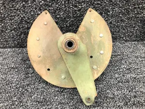 0760612-7 Cessna 172M Flap Drive Pulley Assy LH